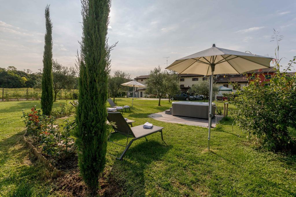 Agriturismo Al Tralcio Valeggio sul Mincio Ngoại thất bức ảnh