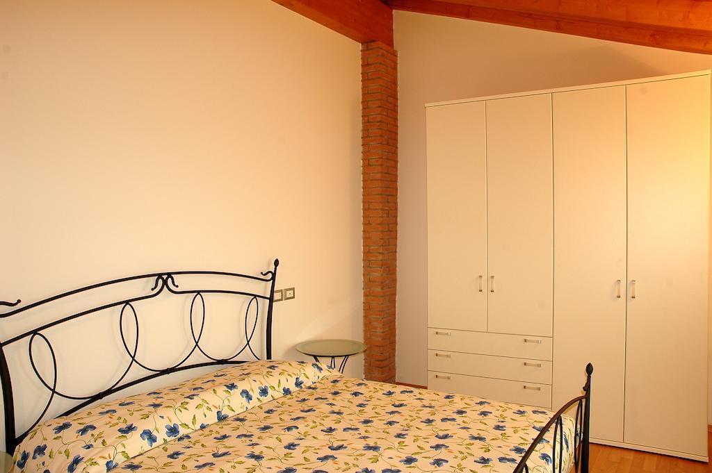 Agriturismo Al Tralcio Valeggio sul Mincio Ngoại thất bức ảnh