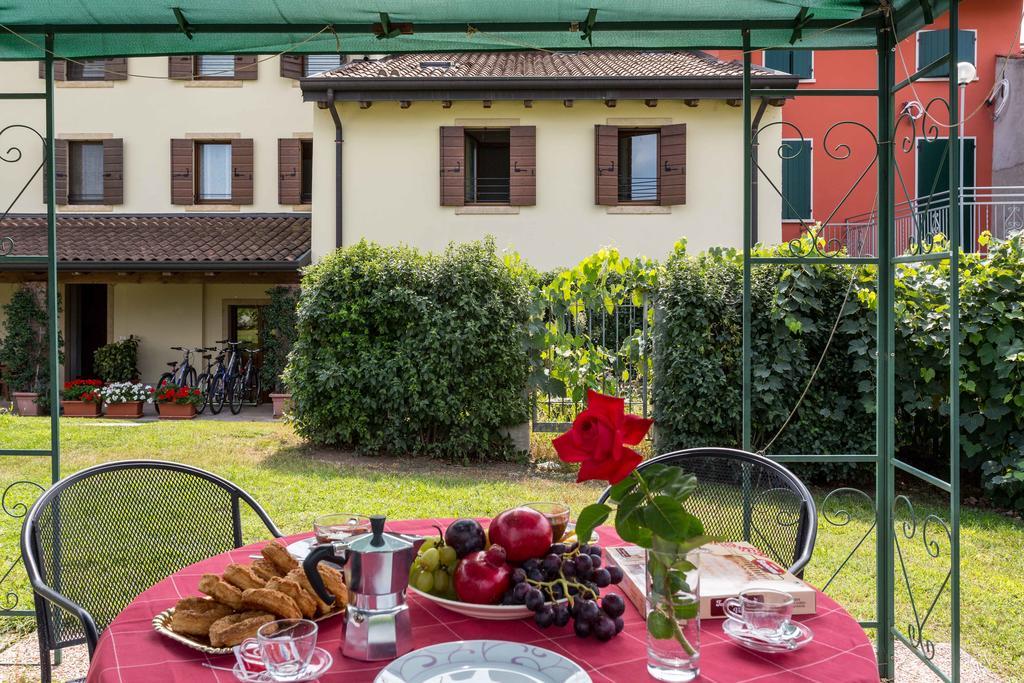 Agriturismo Al Tralcio Valeggio sul Mincio Ngoại thất bức ảnh